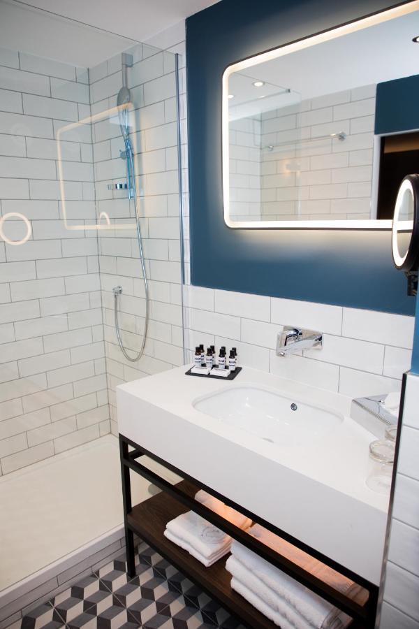 Four Points By Sheraton London Gatwick Airport Horley Esterno foto