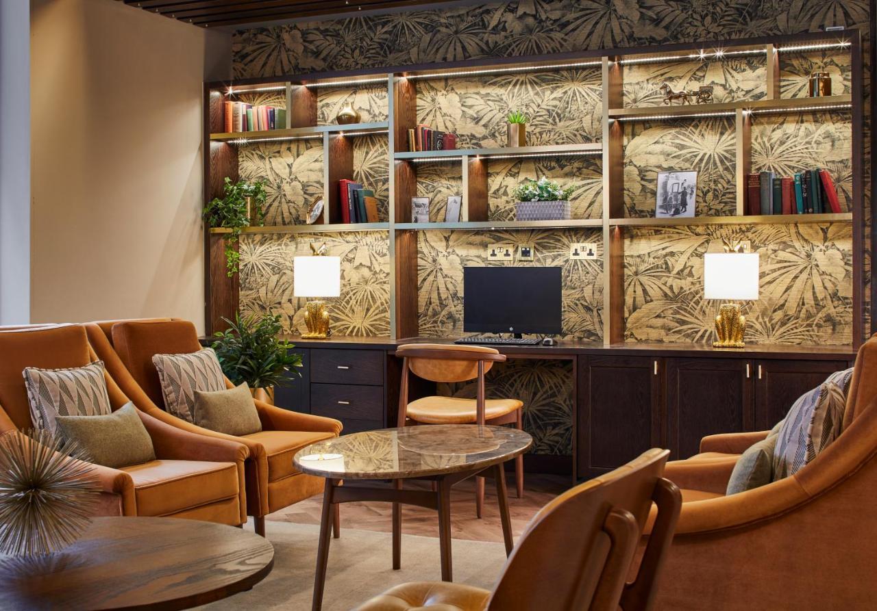 Four Points By Sheraton London Gatwick Airport Horley Esterno foto
